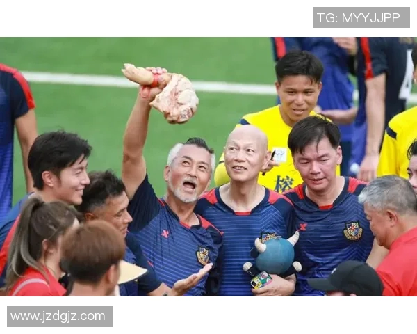 足球明星背后的真实生活揭秘与日常点滴分享