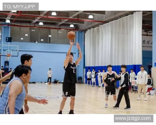 长沙篮球明星的风采与成就探索他们如何在球场上闪耀光芒